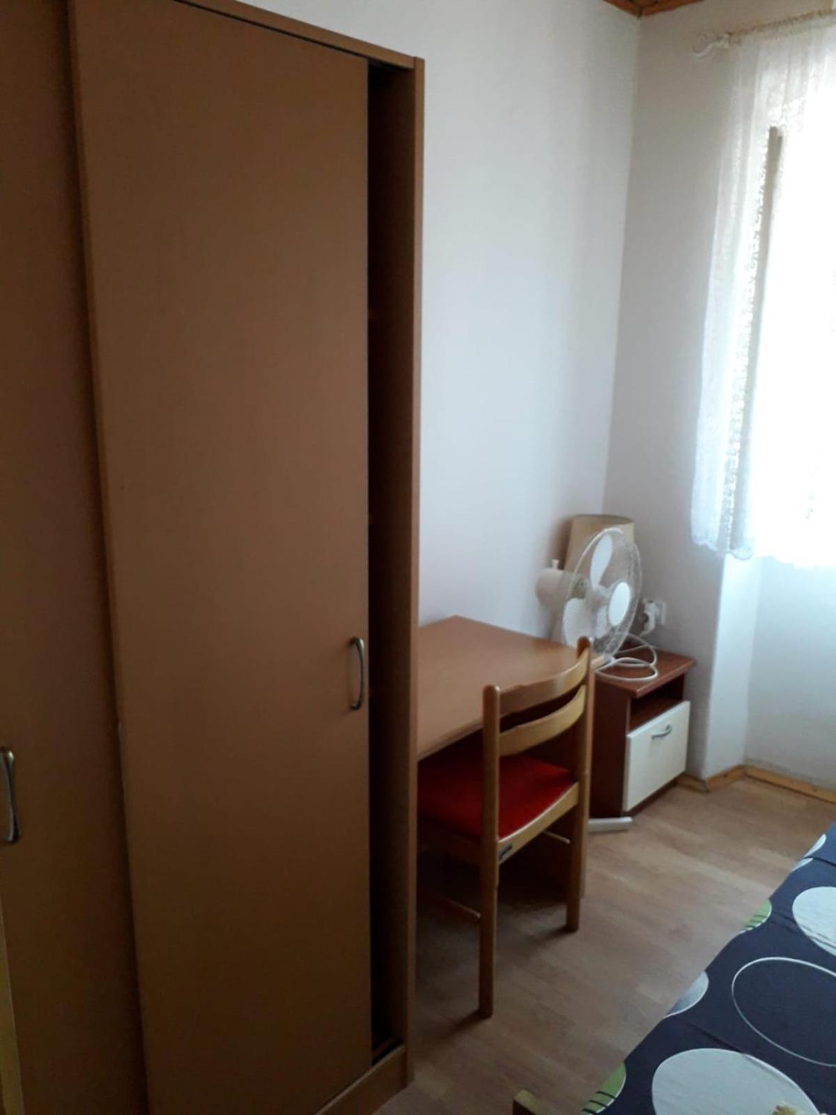 Hostel Flora Mali Losinj Ruang foto