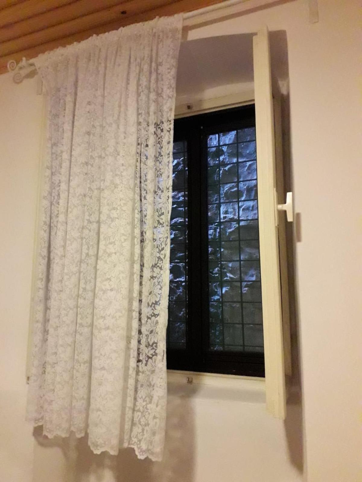 Hostel Flora Mali Losinj Ruang foto